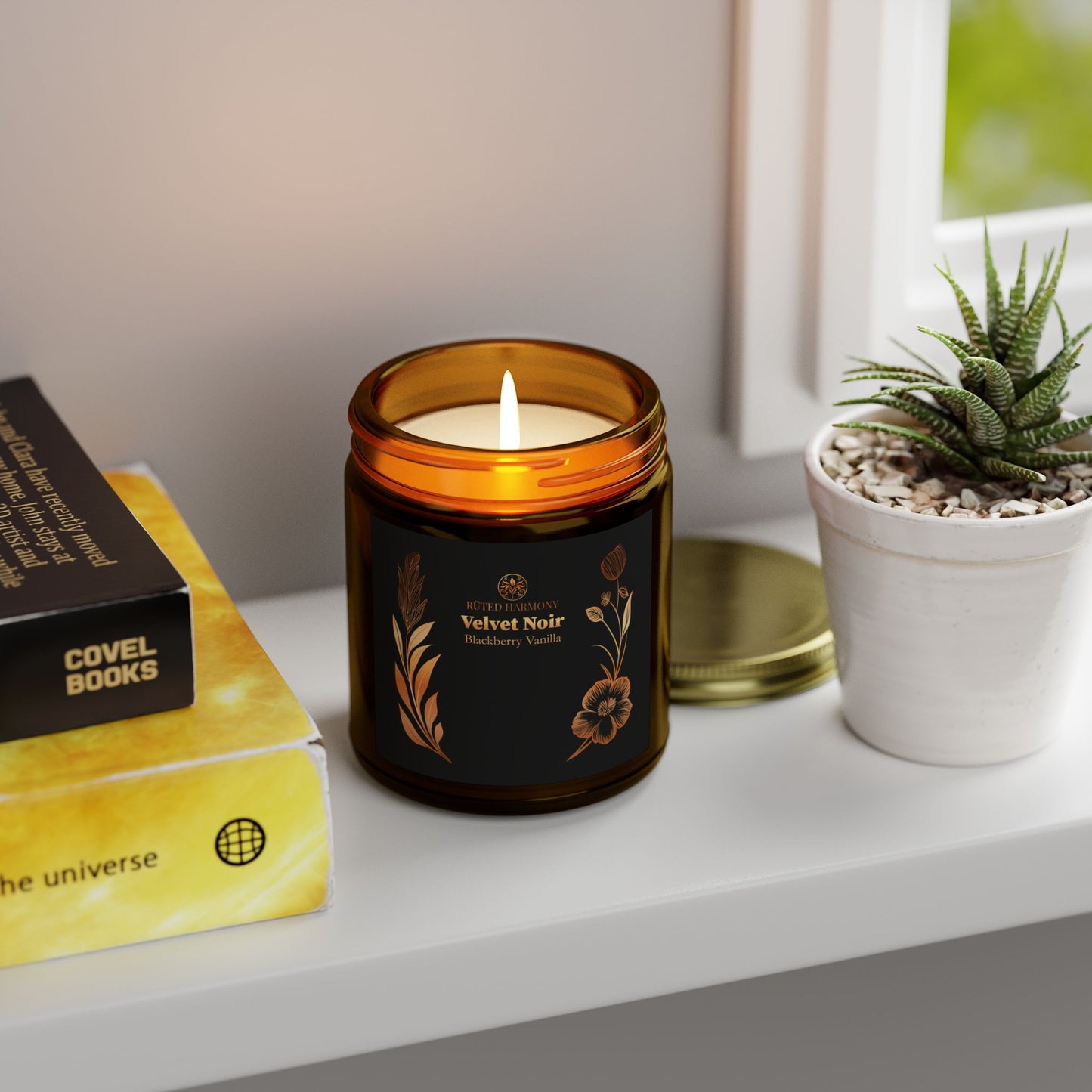 Velvet Noir Blackberry Vanilla - Scented Candle - (4oz, 9oz)